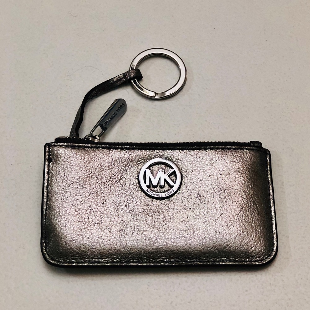 Michael Kors keychain/compartment